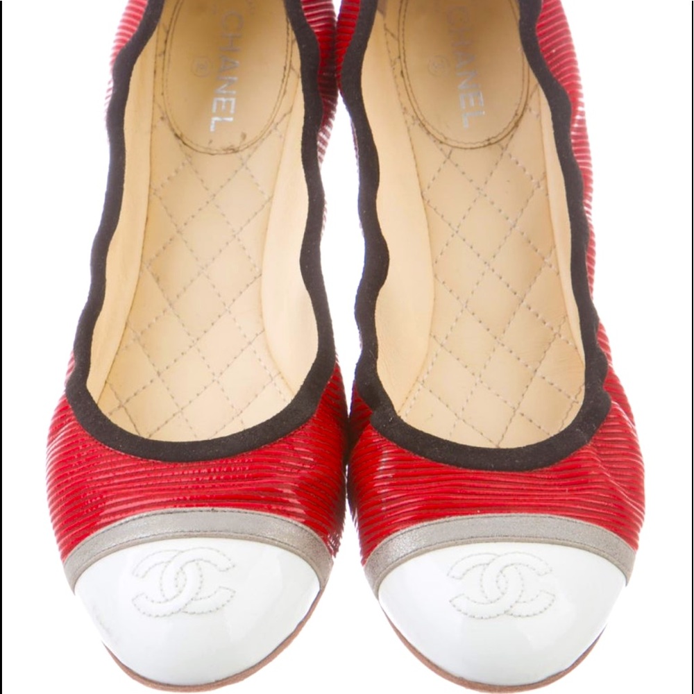 CHANEL red & white ballet flats 9.5 / 39.5